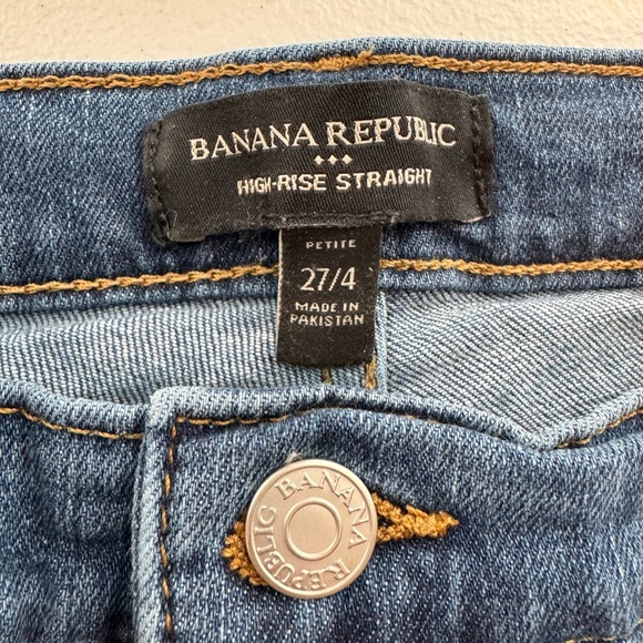 Banana Republic Factory High Rise Straight Jeans
Size 27/4 Petite - Picture 10 of 11
